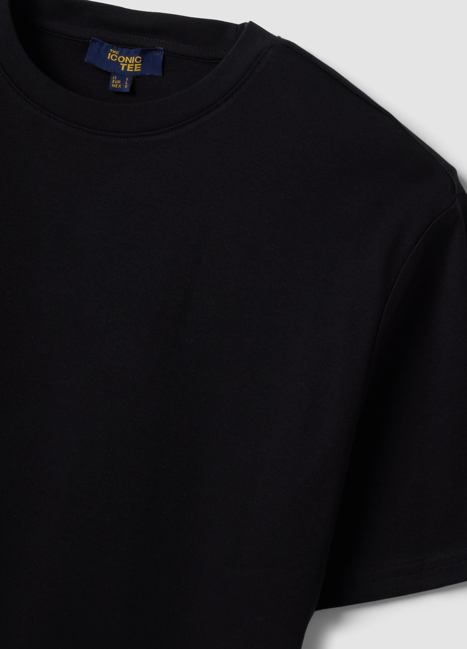 Black The Iconic Tee T-shirt in pure cotton, short sleeves, relaxed fit