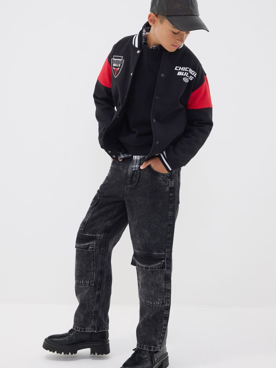 Black cotton-blend sweatshirt for boys with Chicago Bulls graphics_1