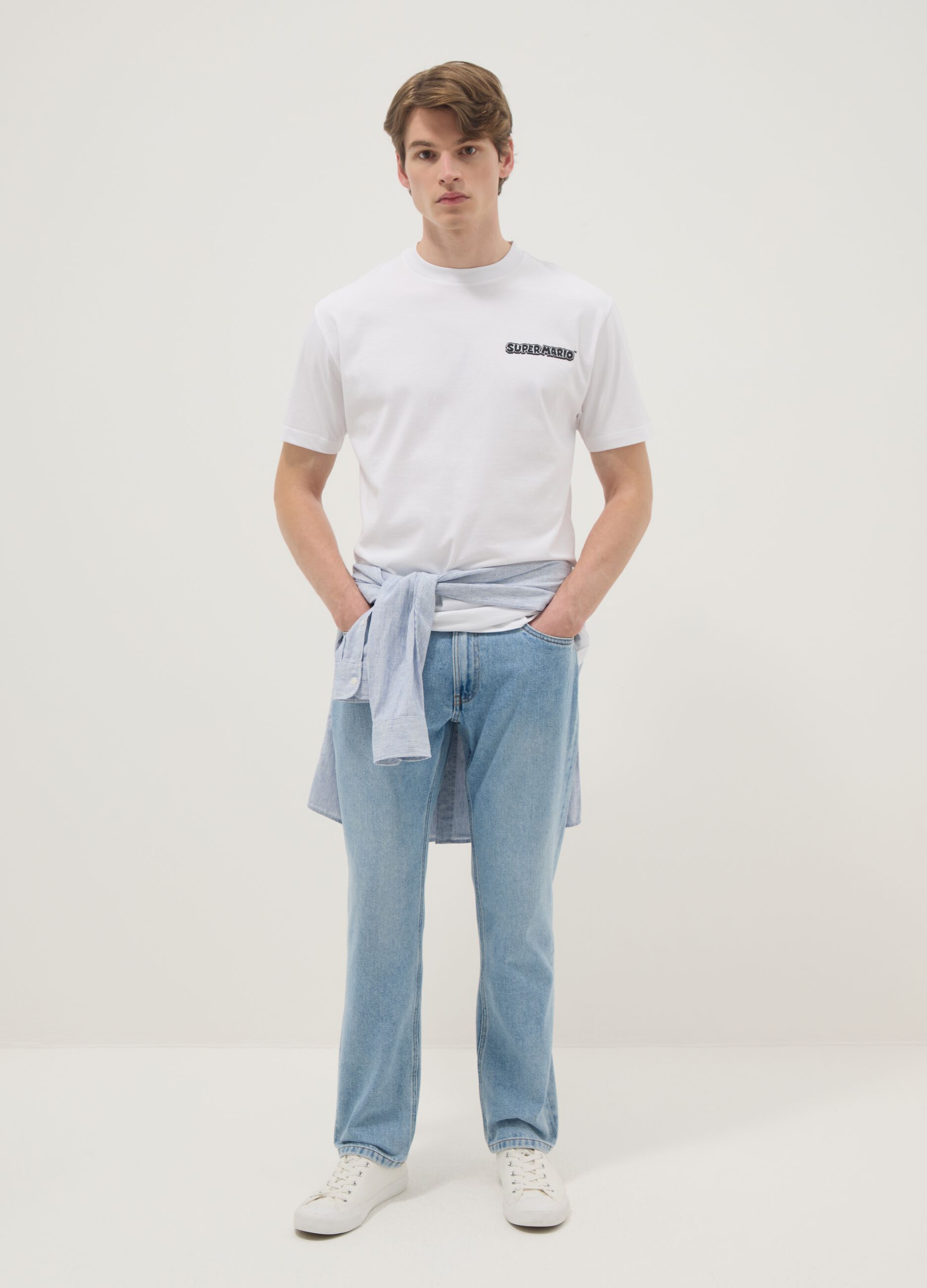 White regular fit pure cotton T-shirt with Super Mario print