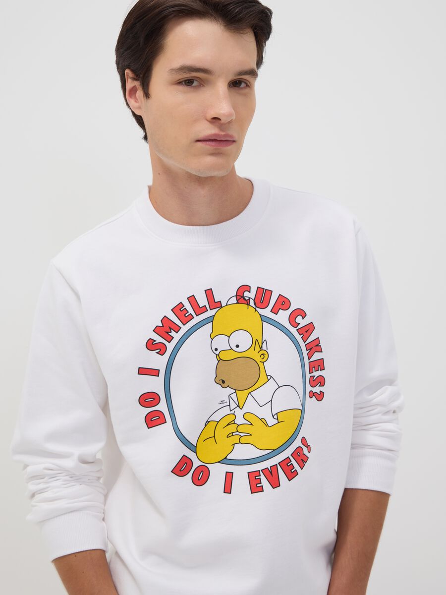White 100% cotton sweatshirt with Simpsons print_1