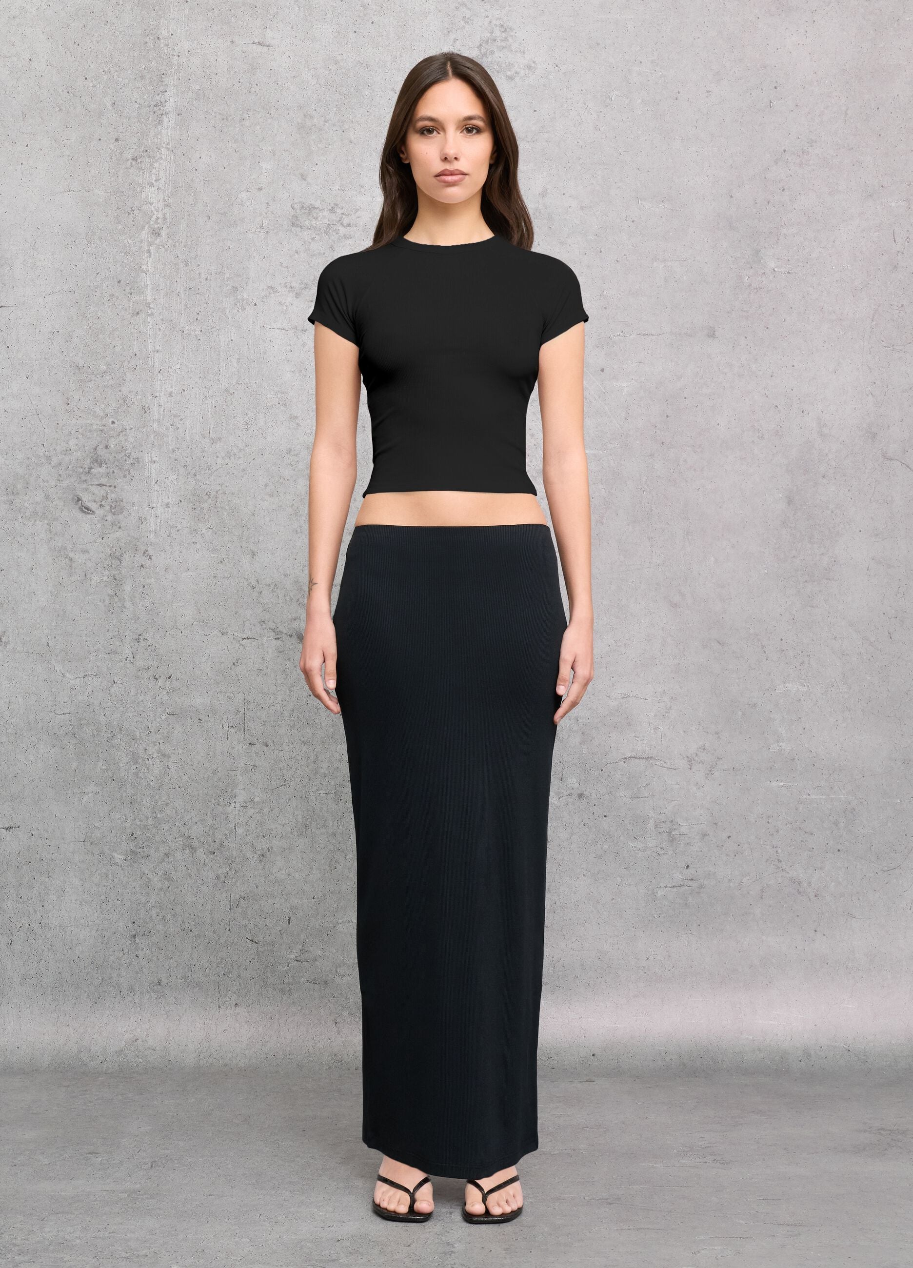 Ribbed Perfect Black T-shirt