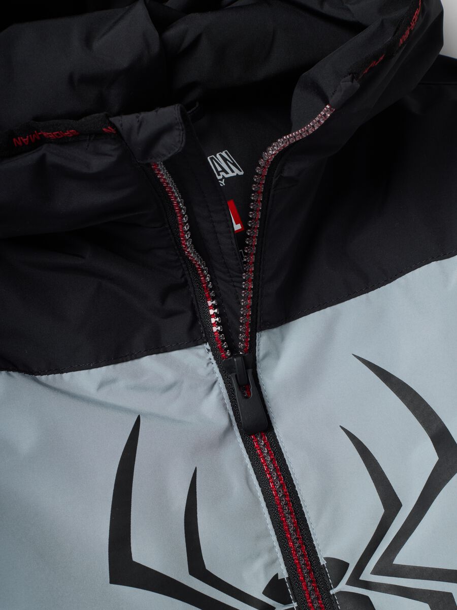 Grey hooded jacket with MARVEL Spider-Man prints for boys_3