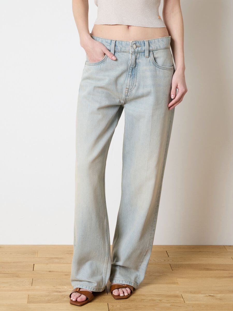 Jeans a gamba larga vita media_1