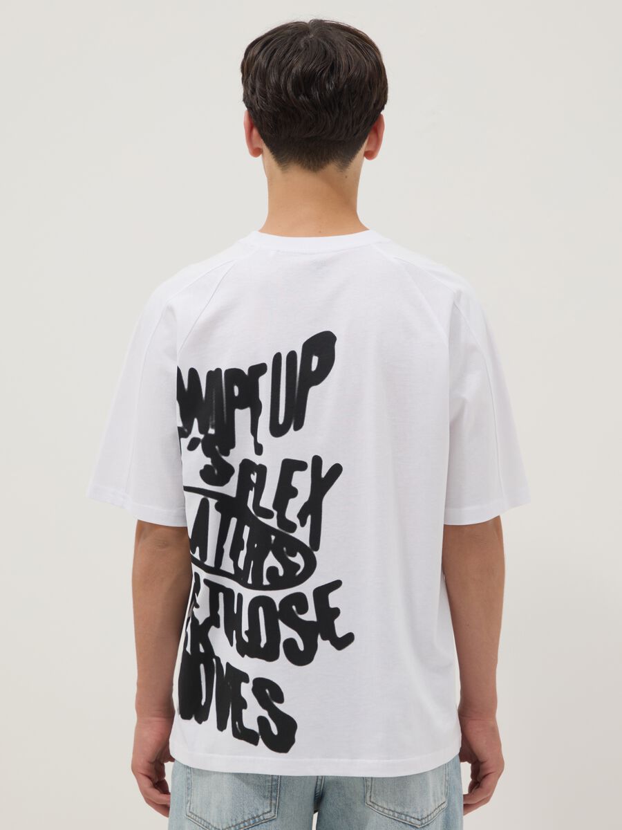 T-shirt bianca in puro cotone da ragazzo oversize fit con stampa_1