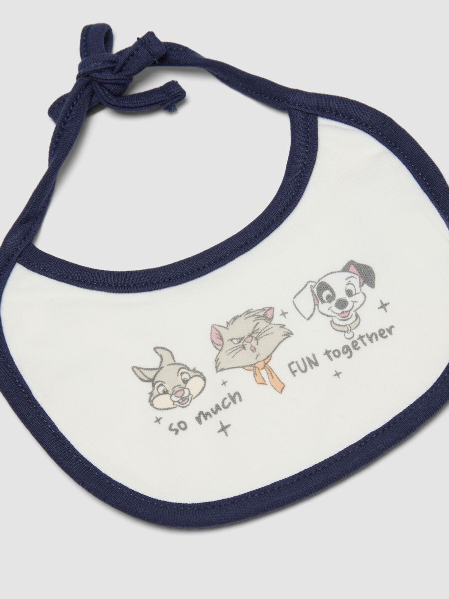 2-pack of blue and white pure organic cotton bibs with Disney print_2