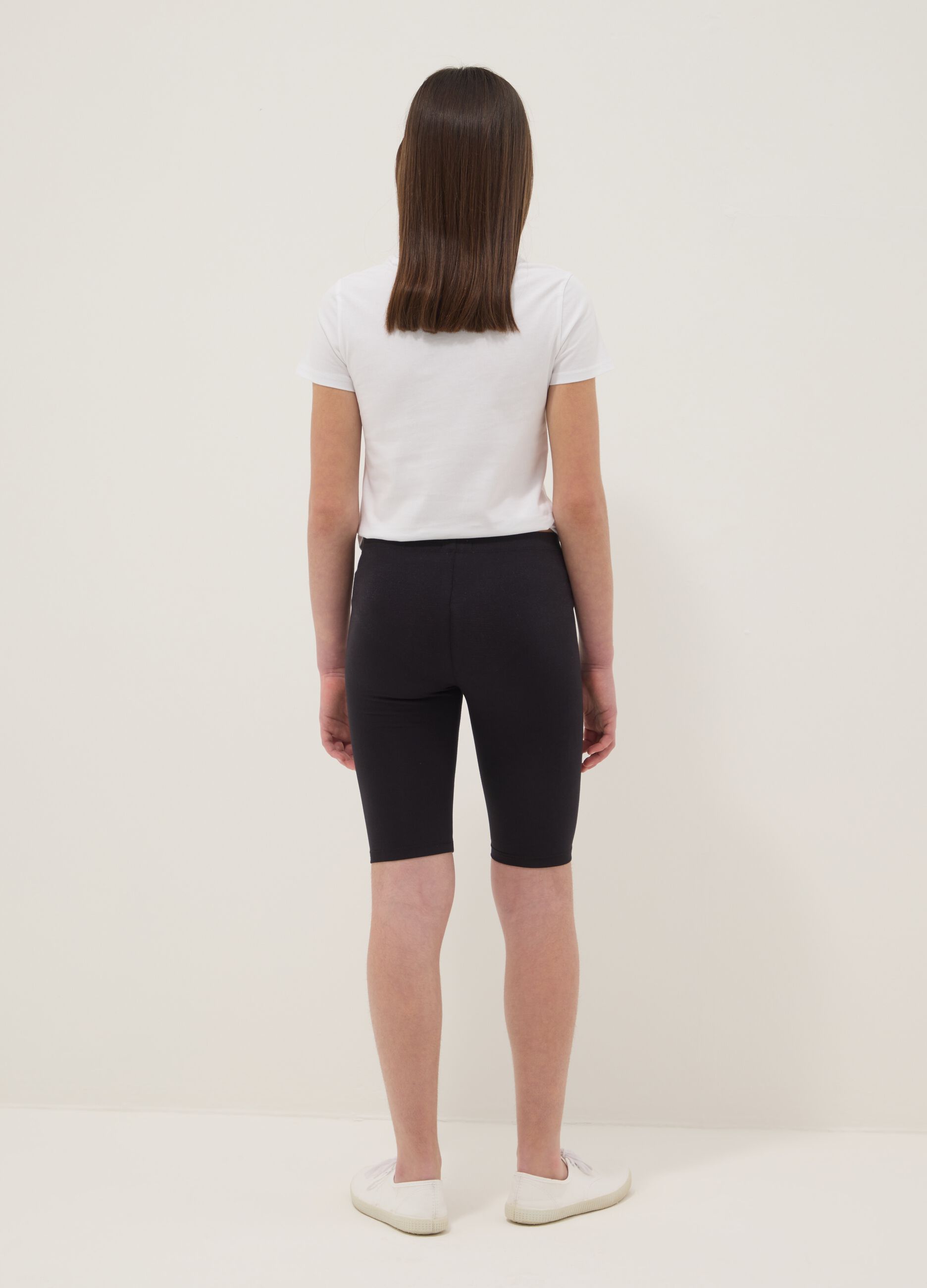 Girls&rsquo; black skinny cycling shorts in stretch cotton