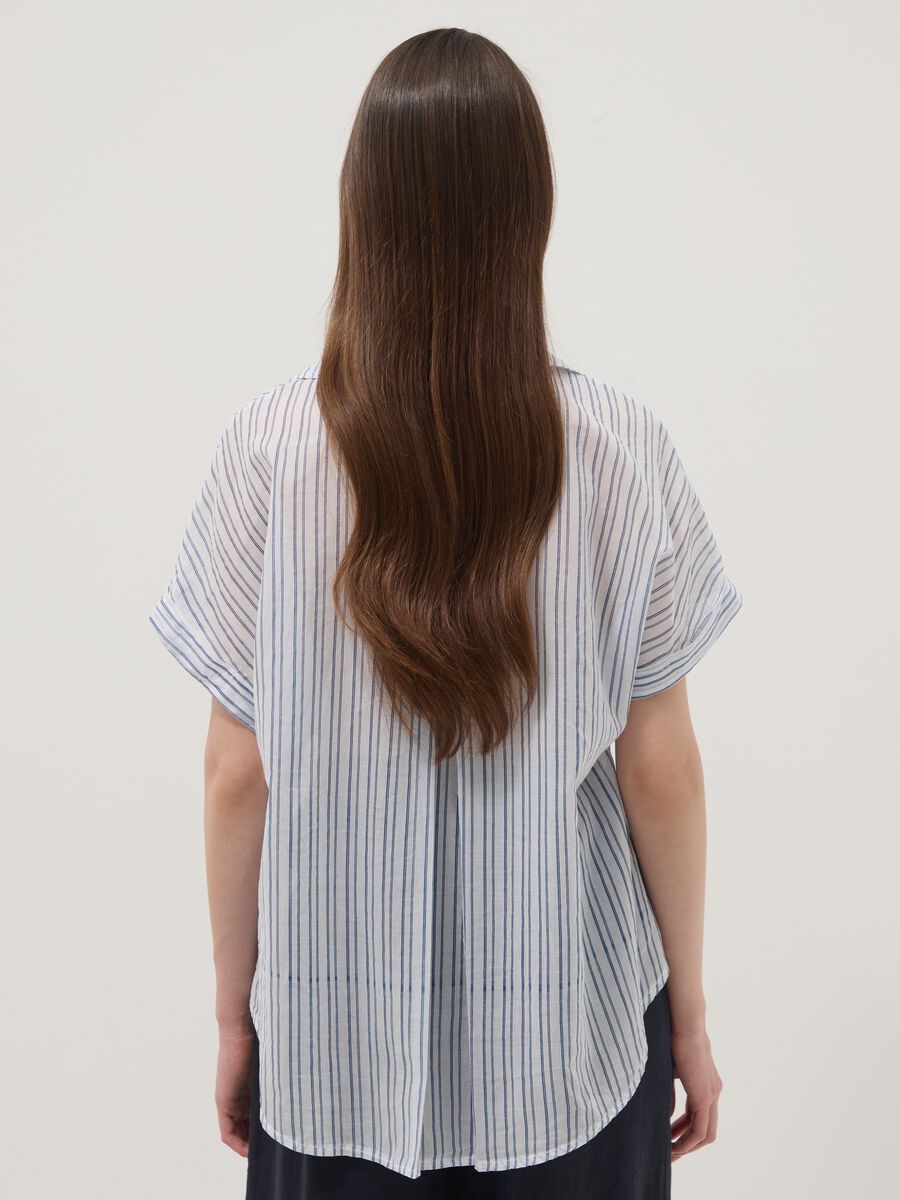 Camicia bianca a righe azzurre in puro cotone regular fit_3