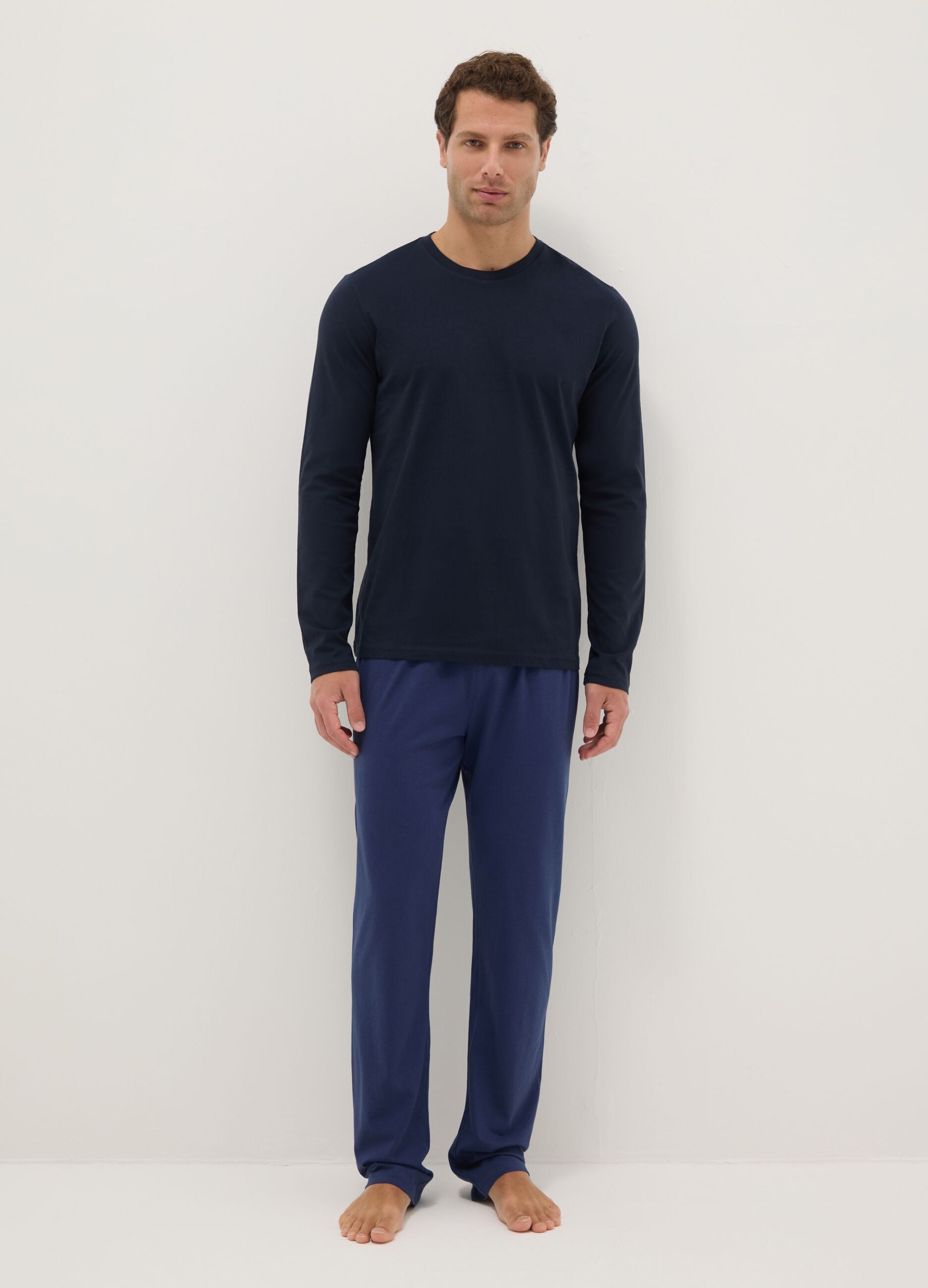 Blue crew neck long sleeve pyjamas in pure cotton regular fit