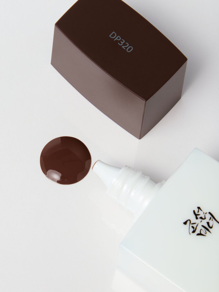 Tinted Sunscreen with SPF - Korean Skincare_1