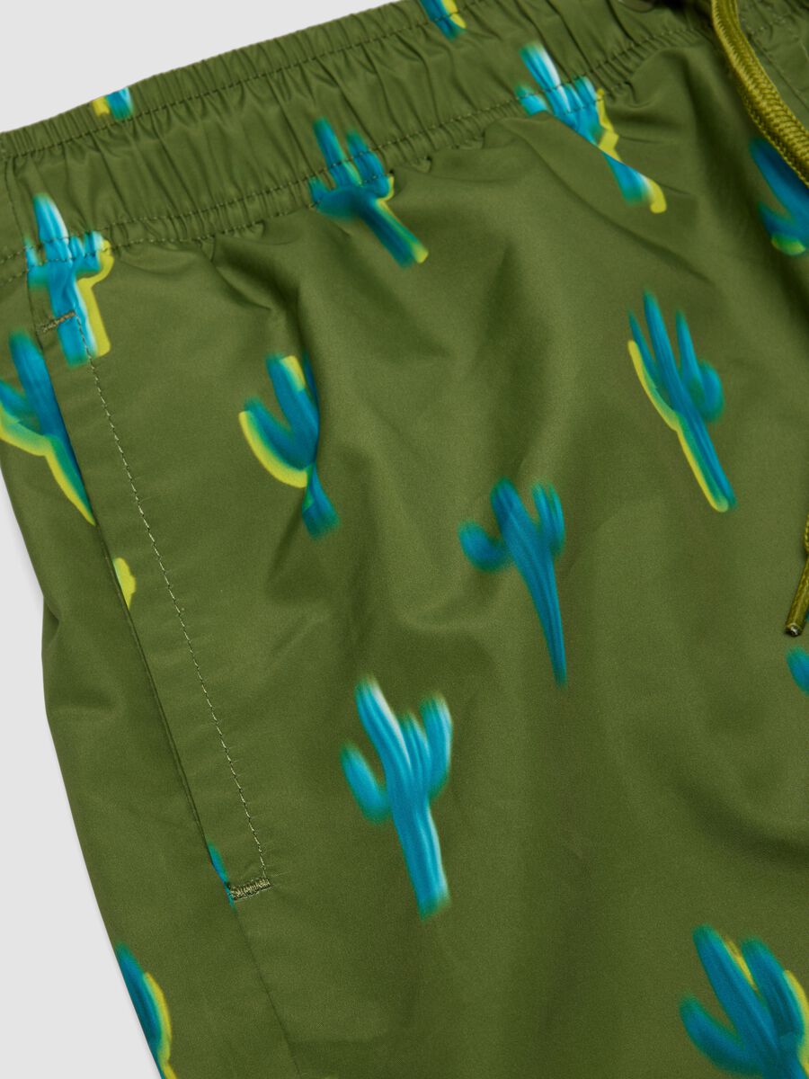 Boxer mare verde con stampa cactus_3