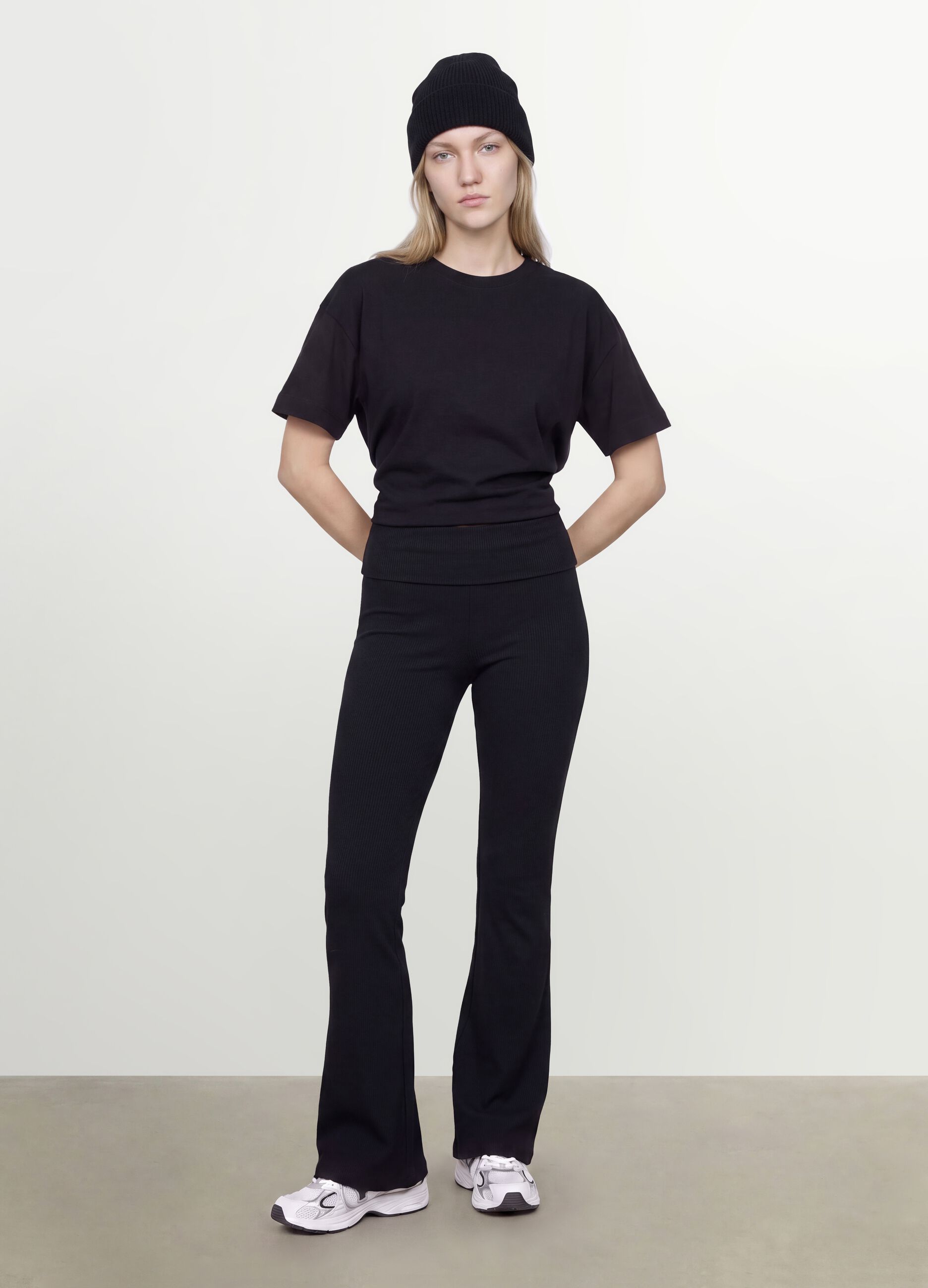 Black oversized-fit pure cotton short-sleeve T-shirt
