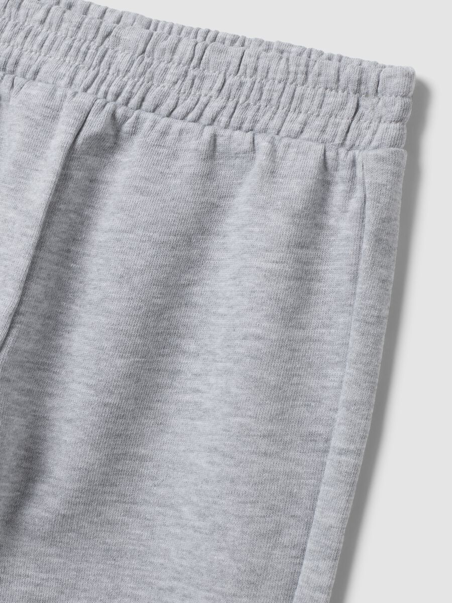 Grey pure cotton jogger trousers for baby girl_3