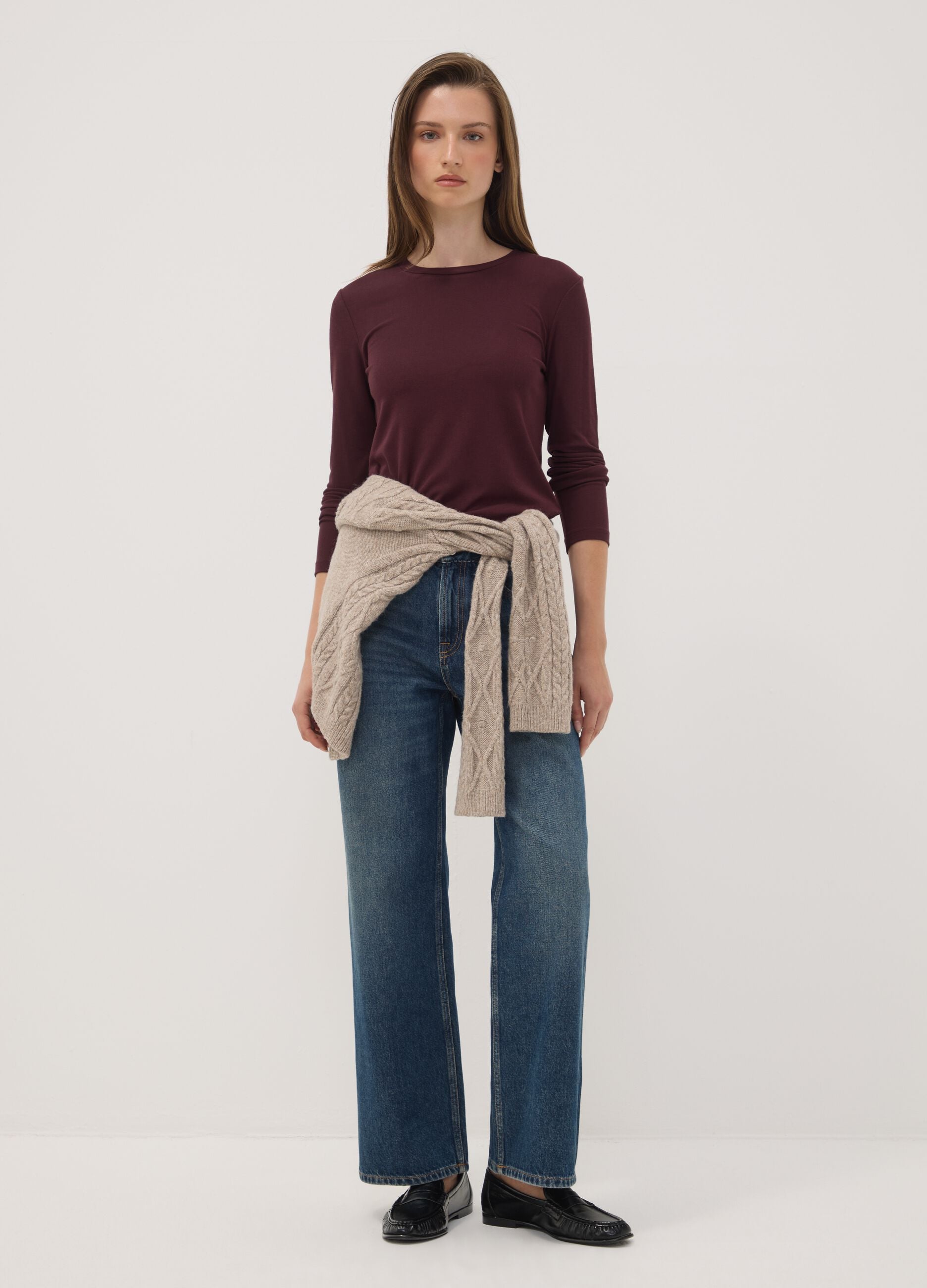 Purple crew-neck T-shirt in stretch viscose and wool, regular fit