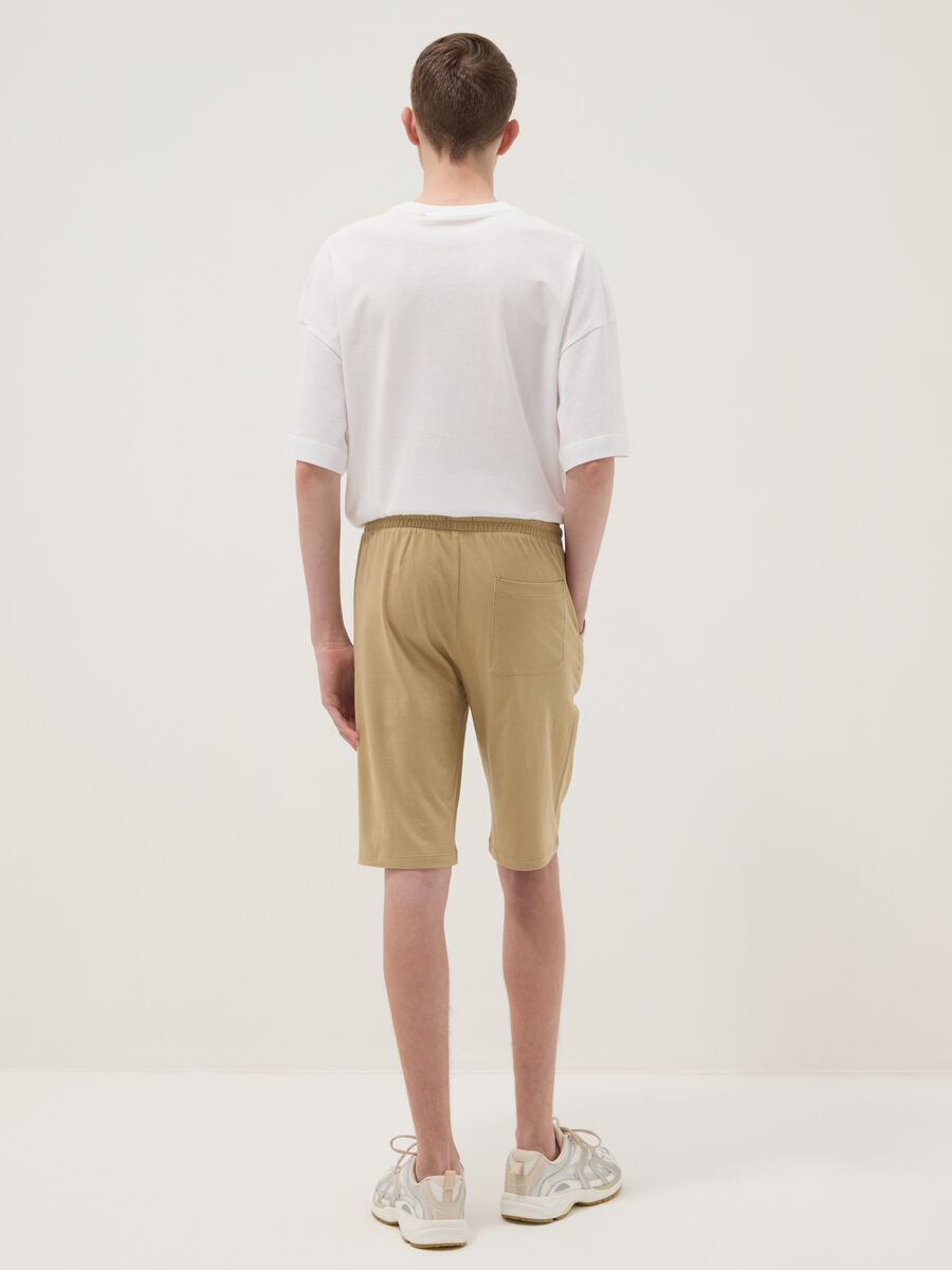 Pantaloni corti in puro cotone beige da ragazzo regular fit_1