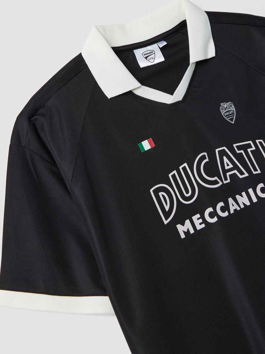 T-shirt nera con colletto a contrasto e scritta Ducati regular fit_5
