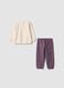 Pigiama beige e viola in puro cotone organico con stampa coniglietti_1