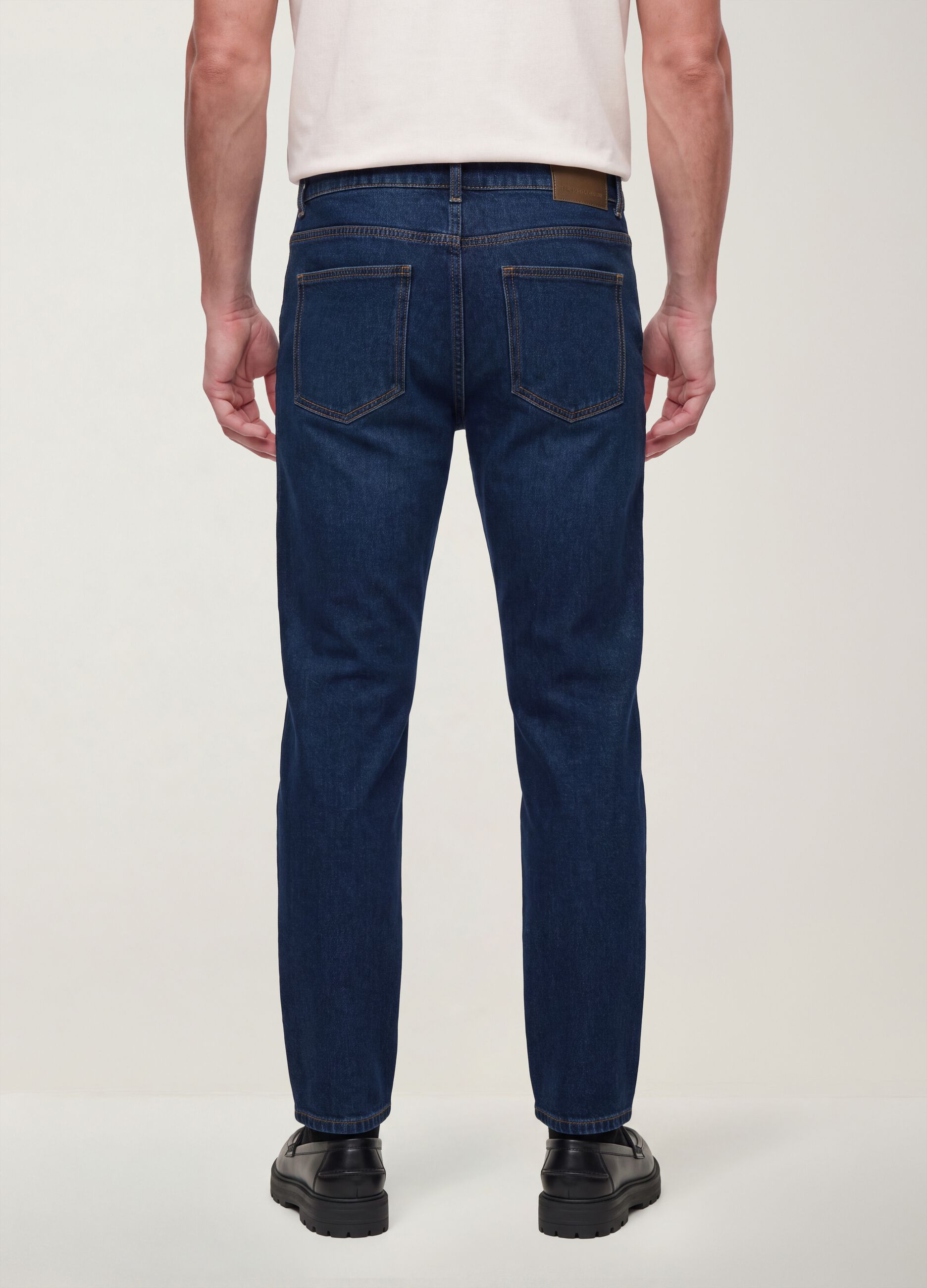 Dark blue slim-fit jeans in a cotton-viscose blend