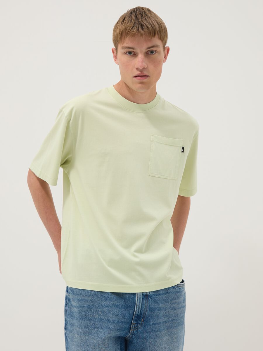 Green pure cotton T-shirt with chest pocket_0