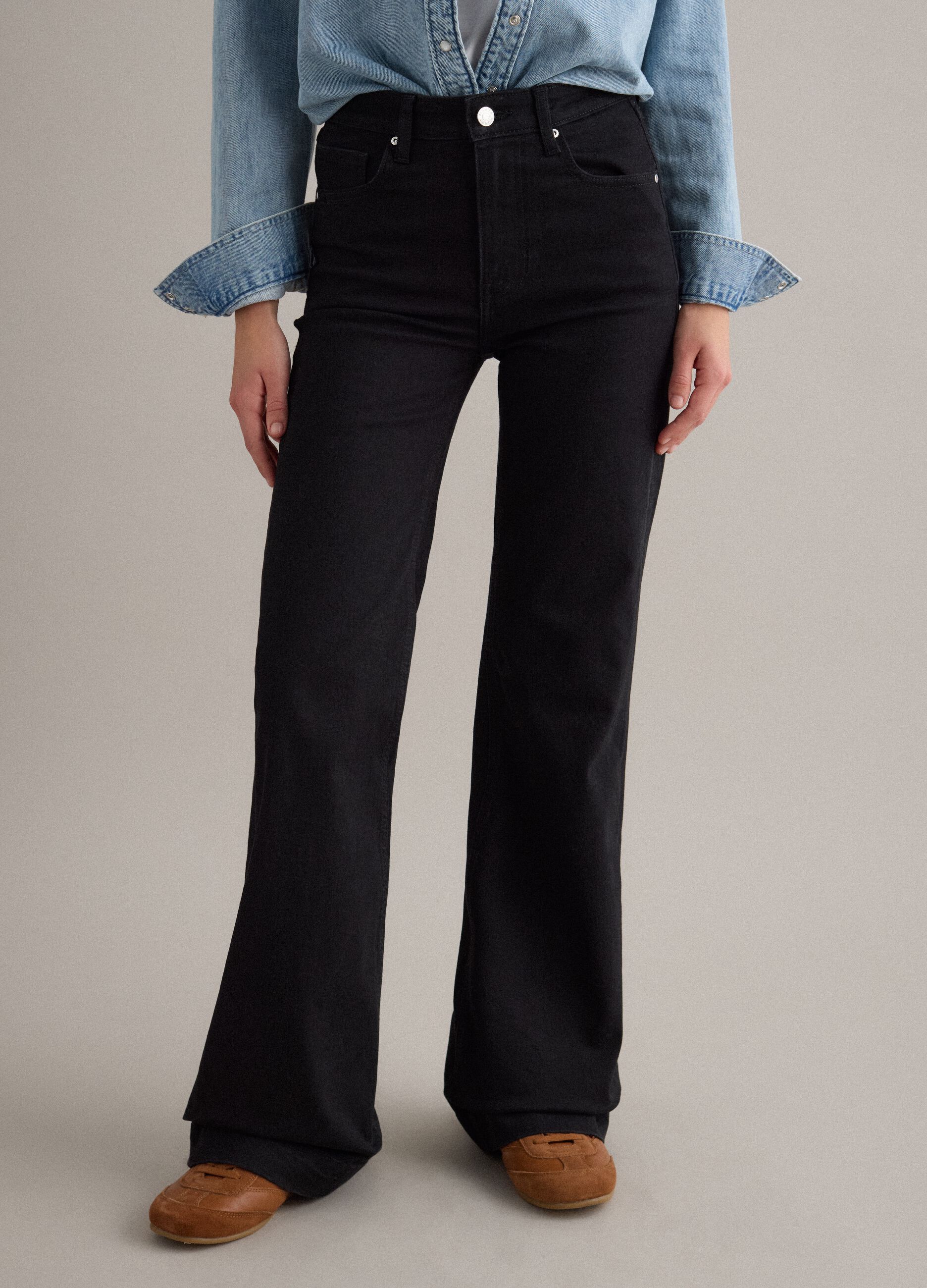 Black stretch cotton bootcut jeans