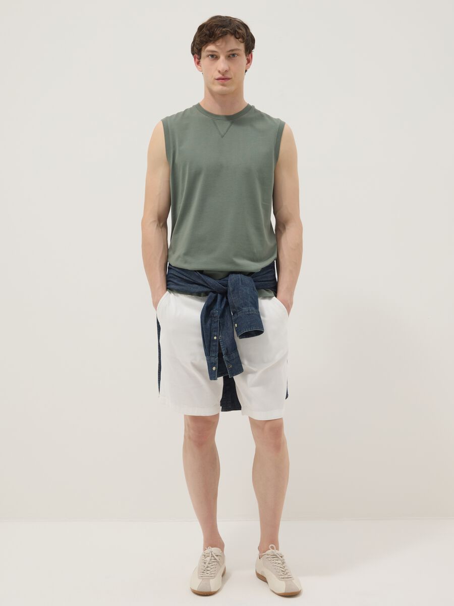 Green crew-neck pure cotton vest, relaxed fit_2