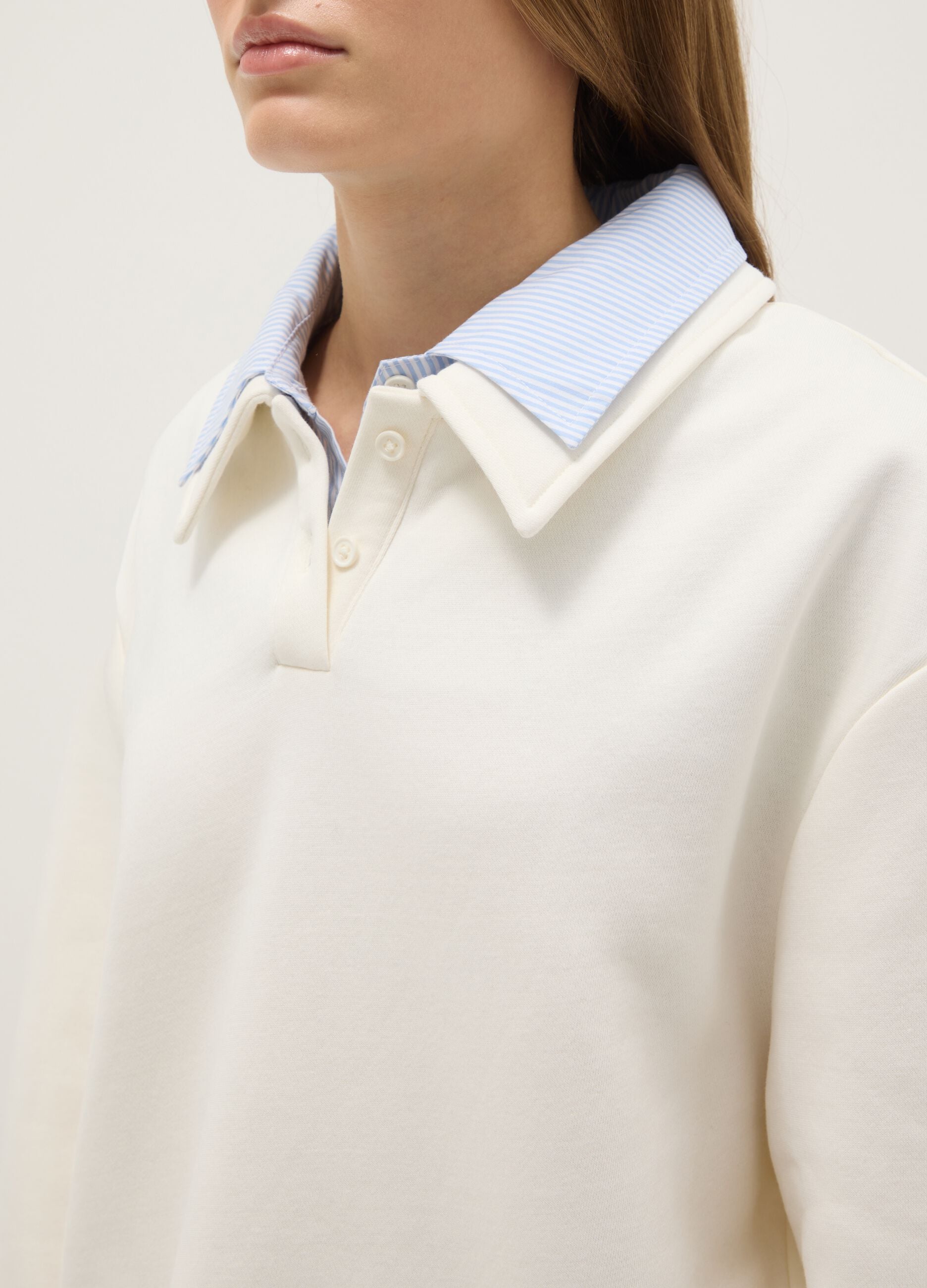 White cotton blend regular fit sweater with contrast collar