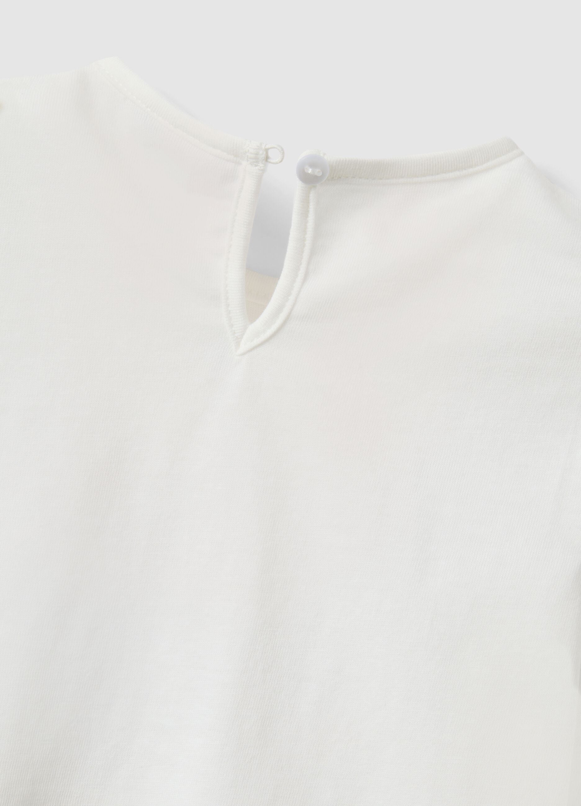 White long-sleeve pure cotton T-shirt