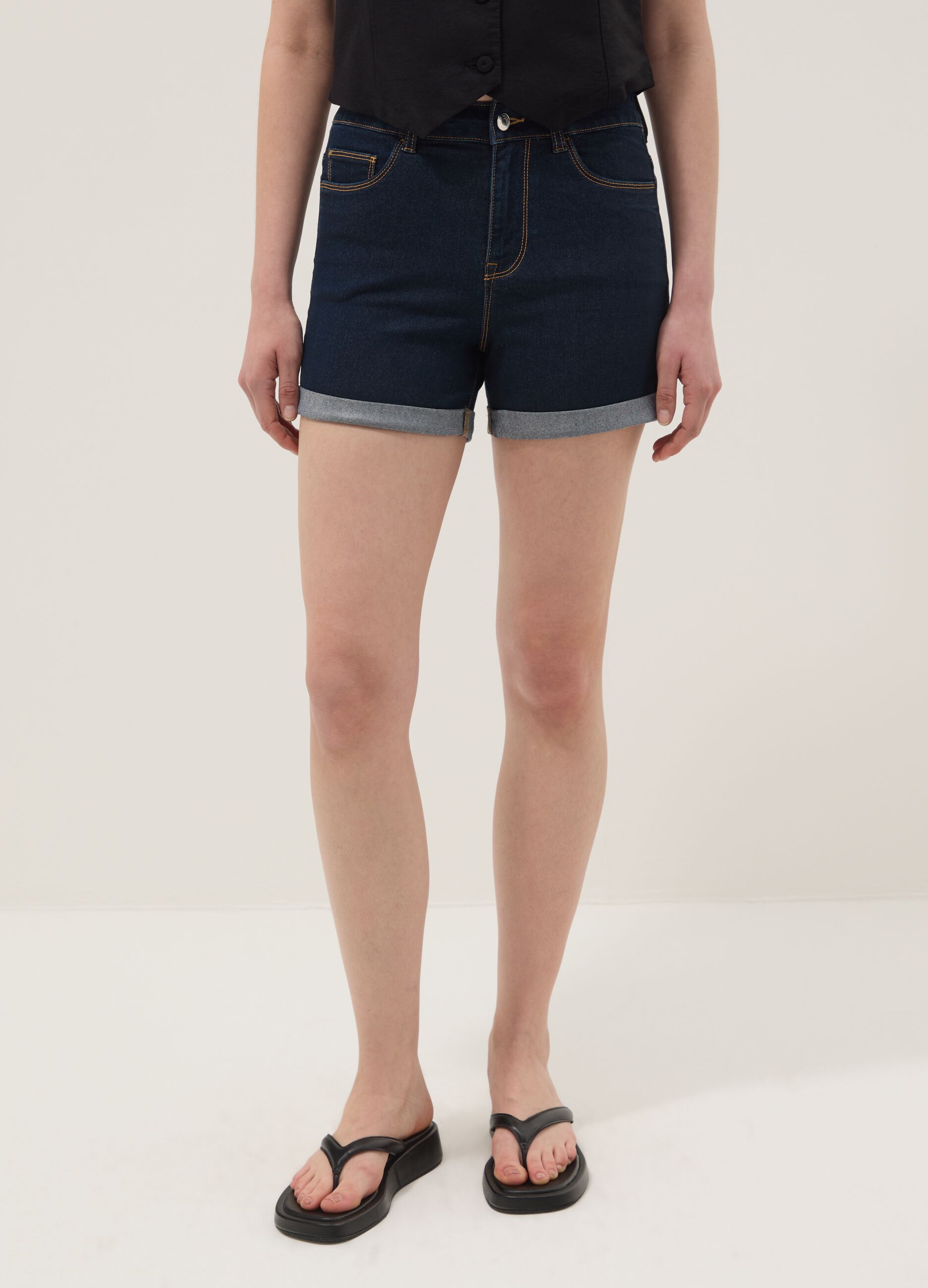 Dark blue stretch cotton denim shorts, regular fit