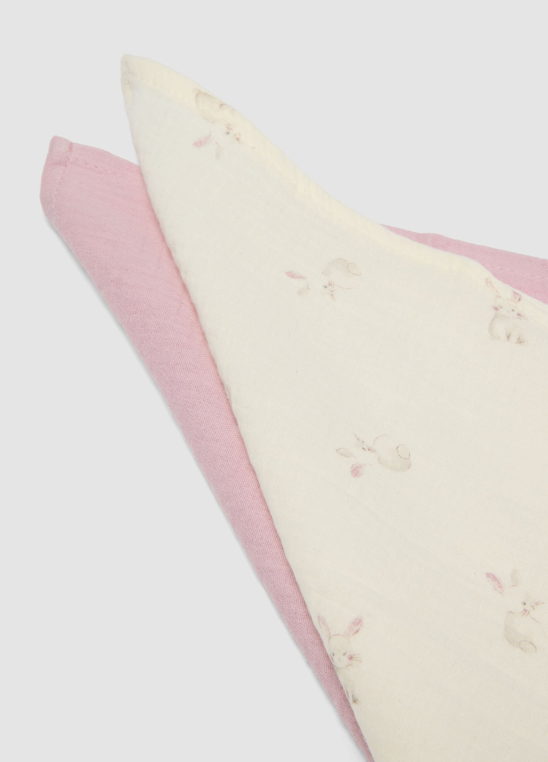 2-pack of pink and white pure cotton muslin squares for baby girls