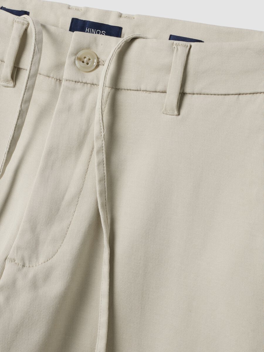 Grey slim-fit chino trousers in lyocell and stretch cotton_5