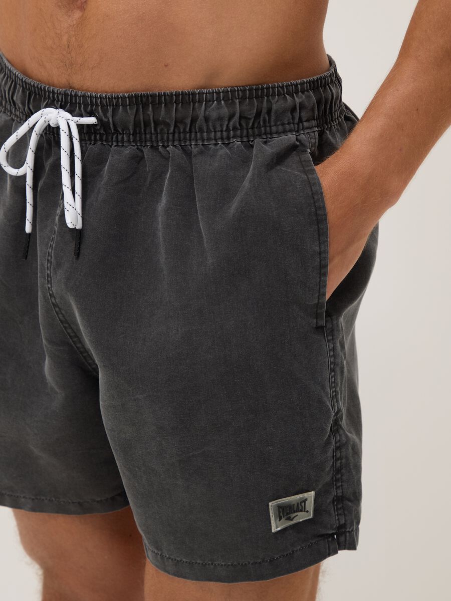 Black swim shorts with drawstring waist_3