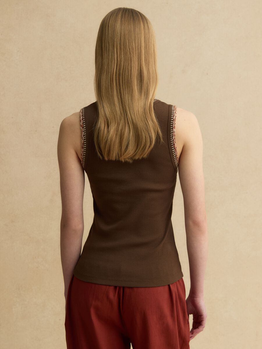 Brown Stretch Cotton Tank Top with Regular Fit and Embroidered Edges_3