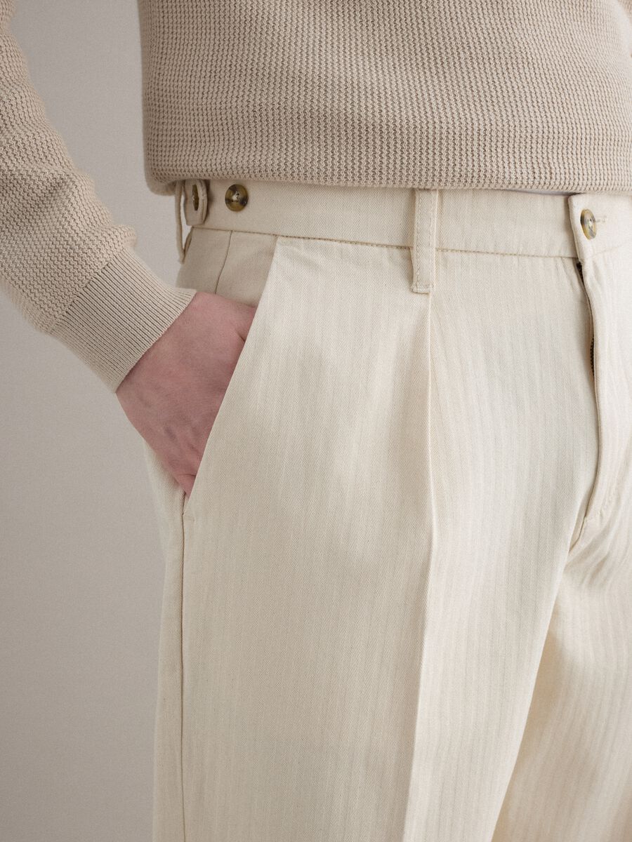 Beige Regular Fit Cotton Chinos_4