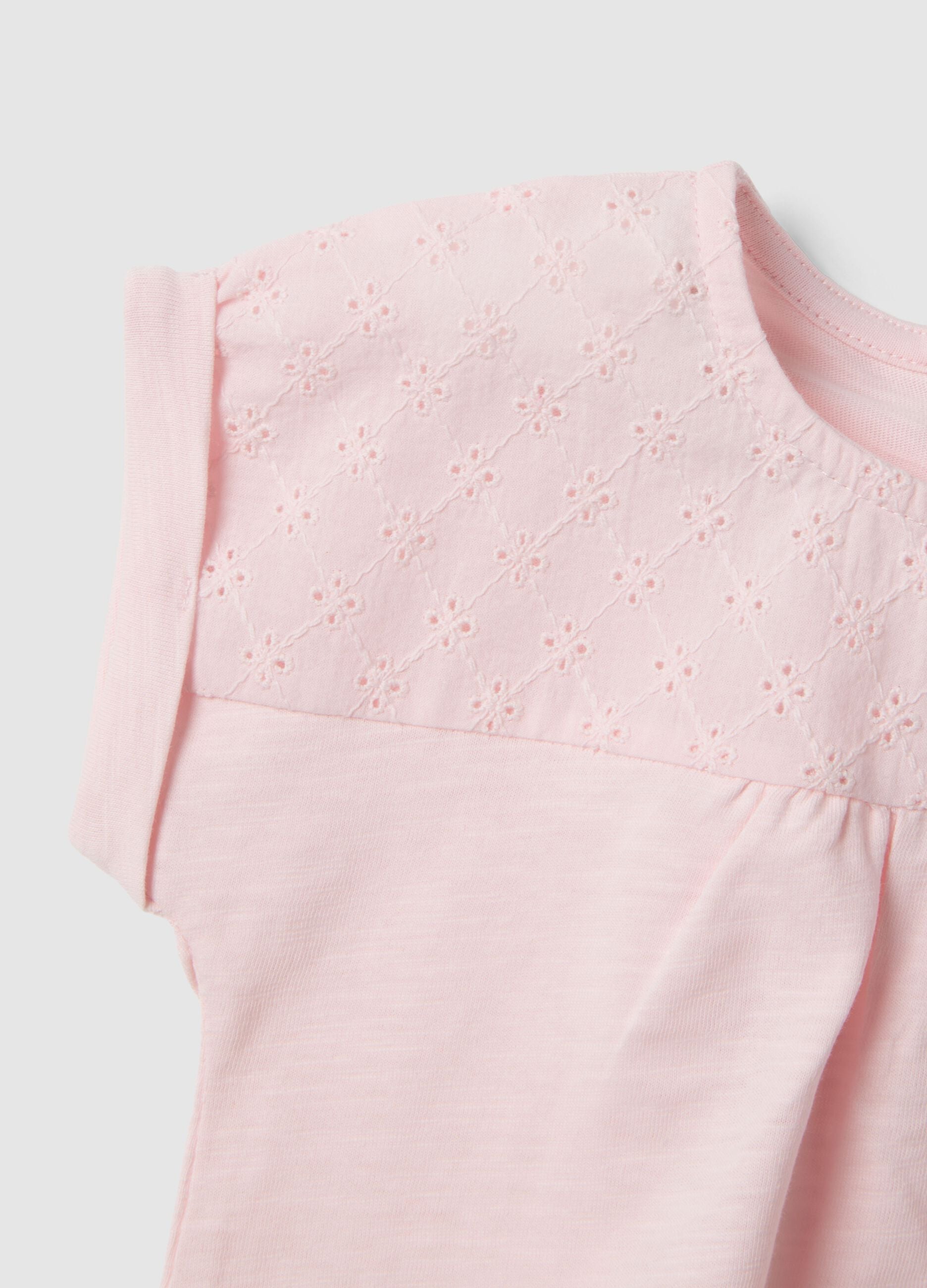 Girls' pink pure cotton T-shirt regular fit with embroidery