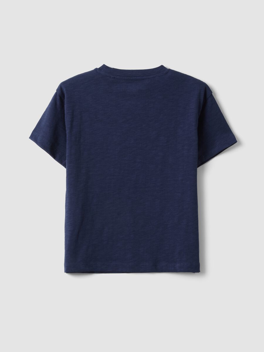 T-shirt in puro cotone blu da bambino regular fit con tasca_1