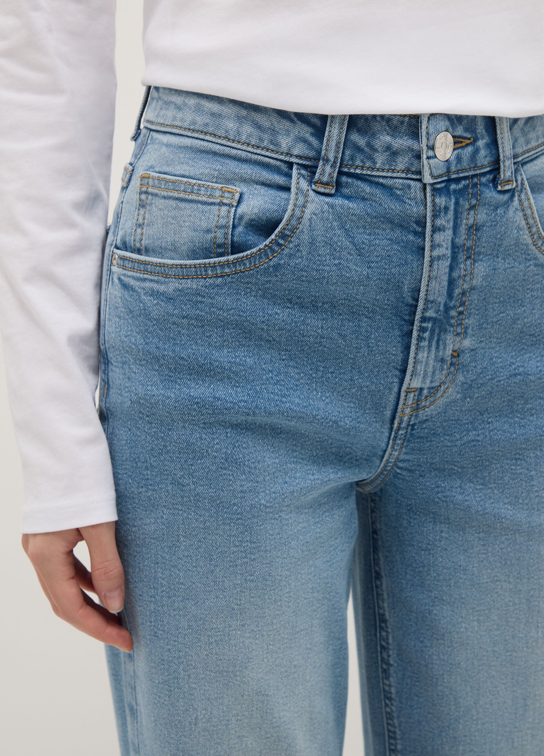 Wide leg blue stretch cotton jeans