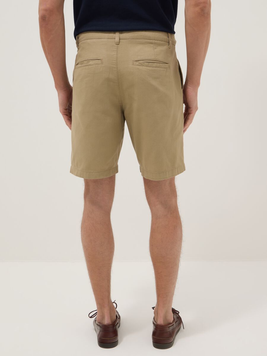 Beige regular-fit pure cotton chino shorts_2