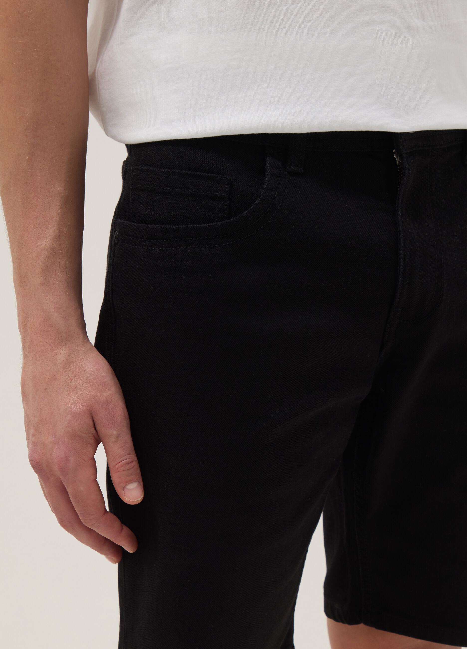 Black slim-fit stretch cotton denim Bermuda shorts