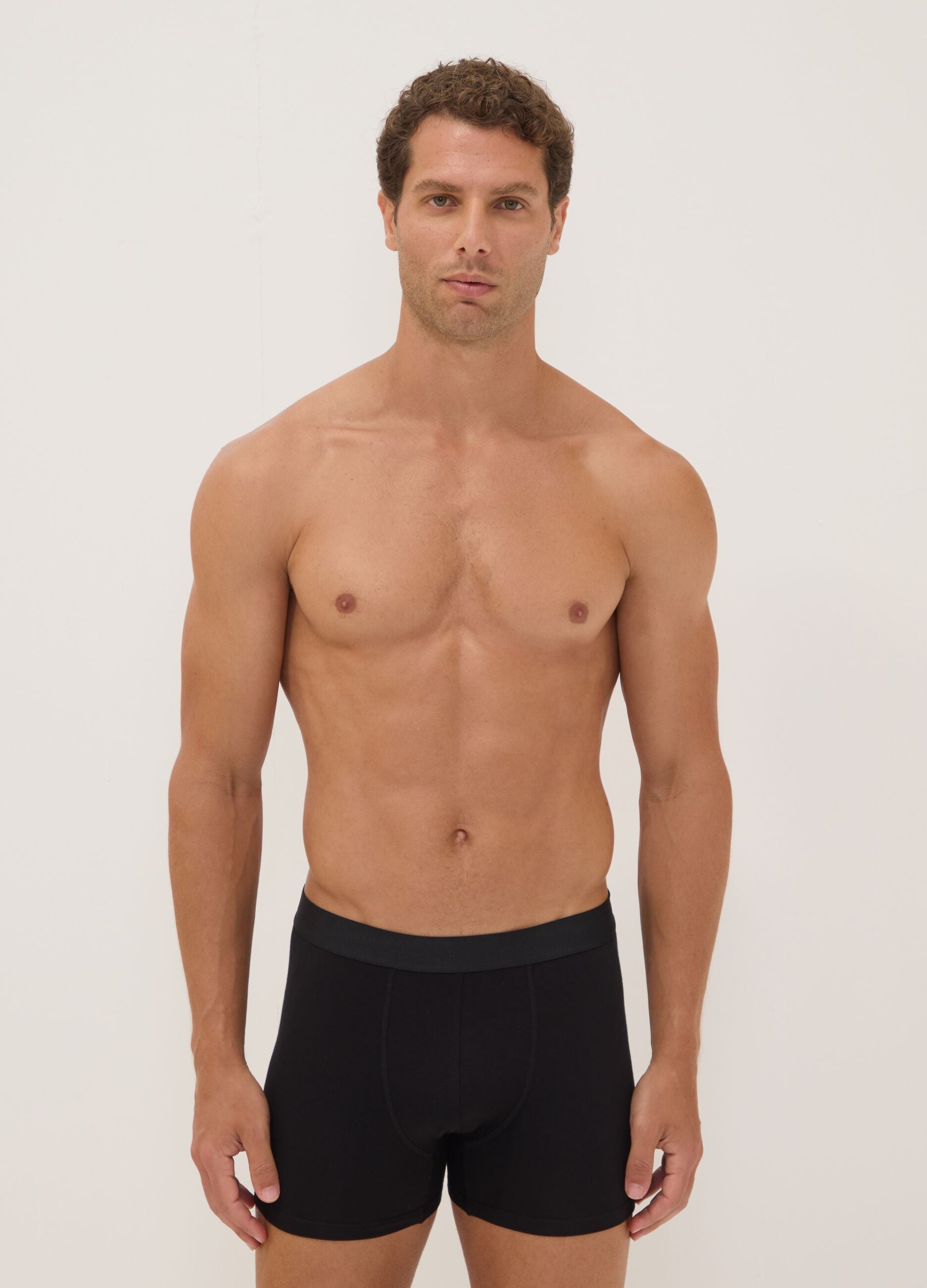 3-pack of black mid-length organic cotton boxers