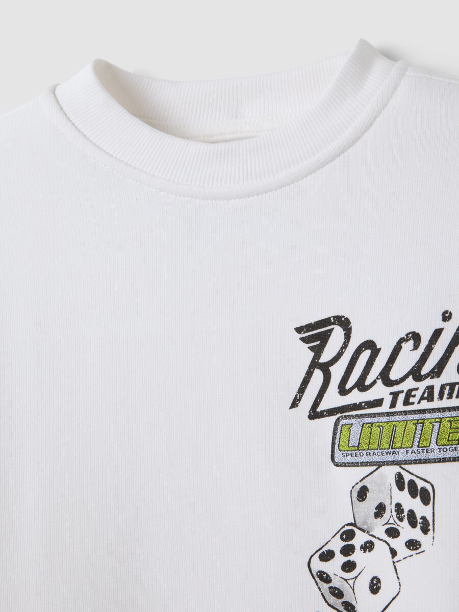 White cotton-blend crew-neck racing print sweatshirt for boys_2
