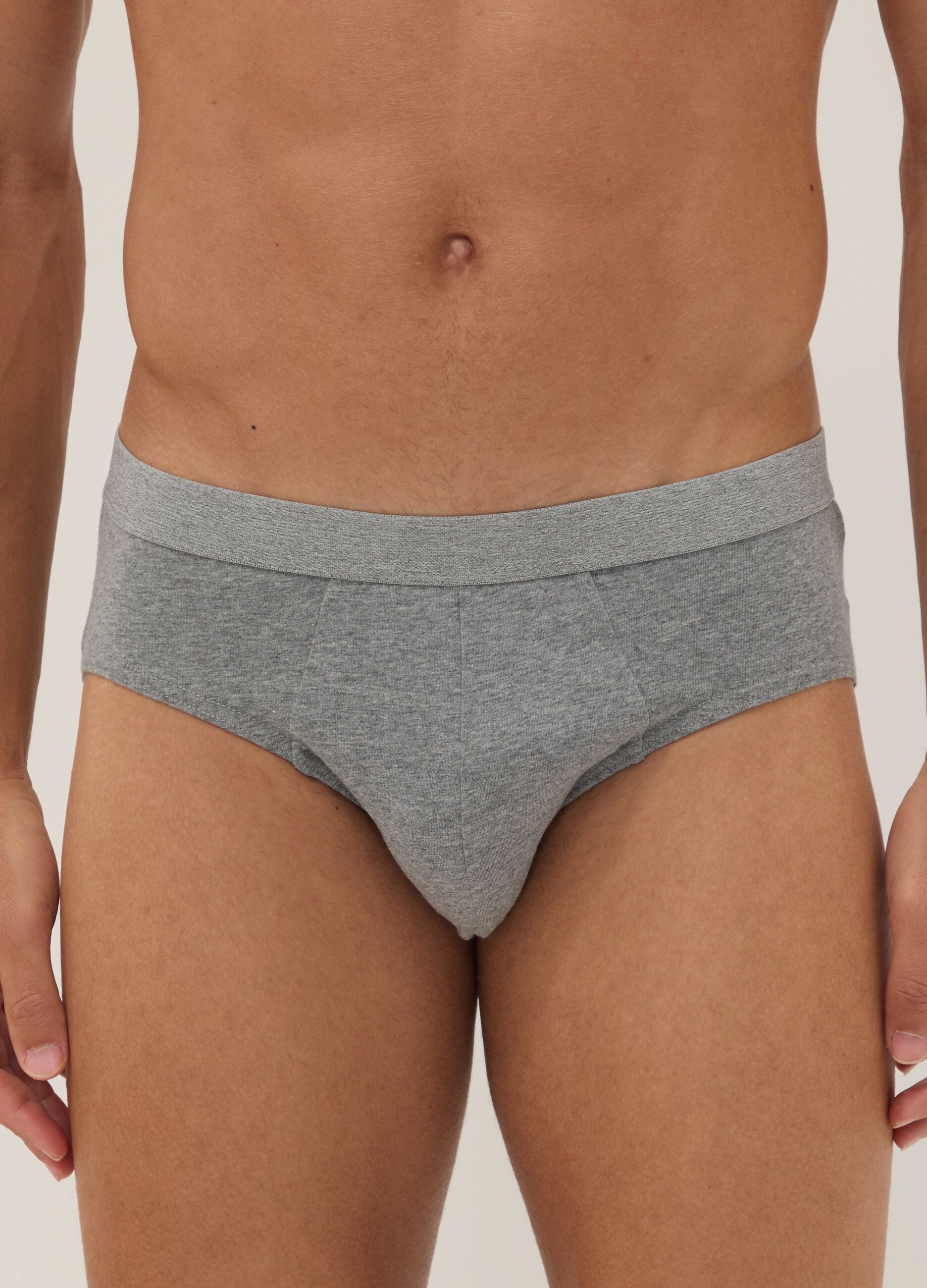 3-pack of grey organic cotton briefs