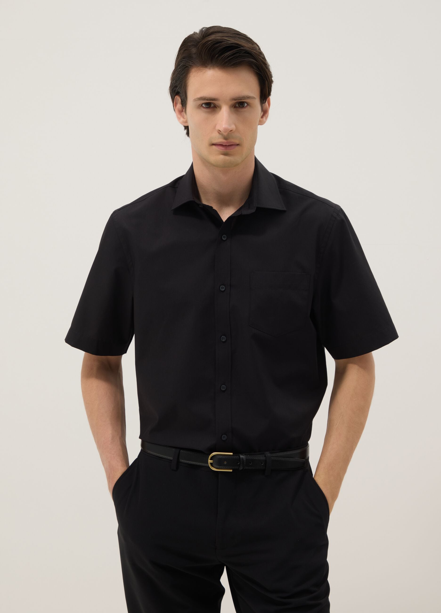 Black short-sleeve shirt with classic collar