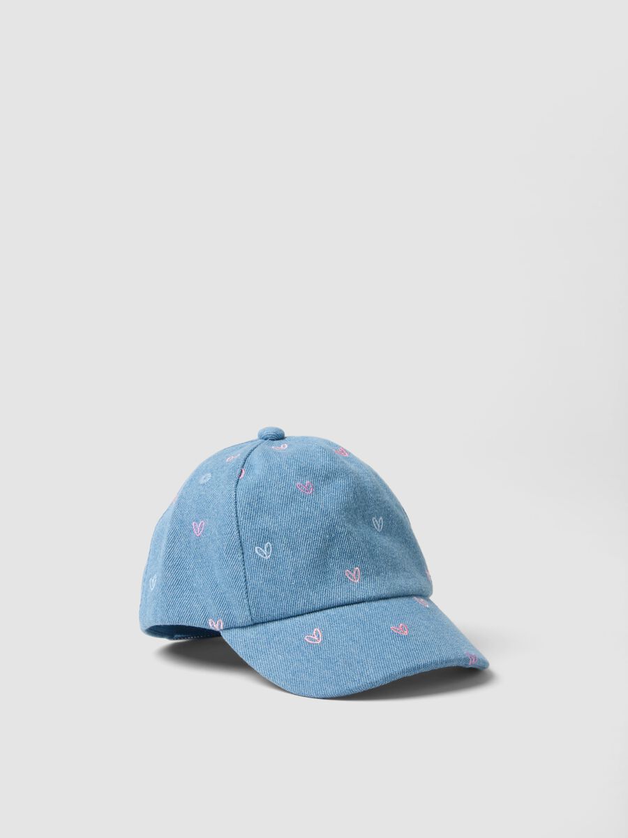 Light blue denim baseball cap in pure cotton for baby girls with hearts_0