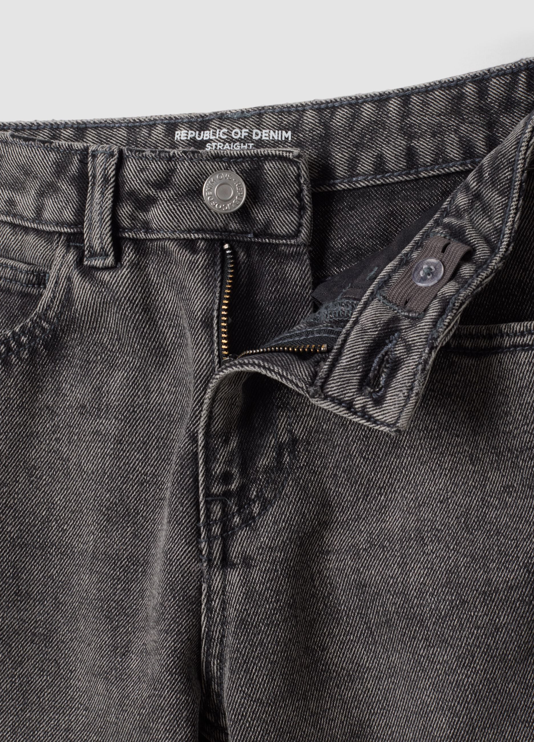 Girls&rsquo; straight-leg grey jeans in cotton, lyocell and viscose blend denim