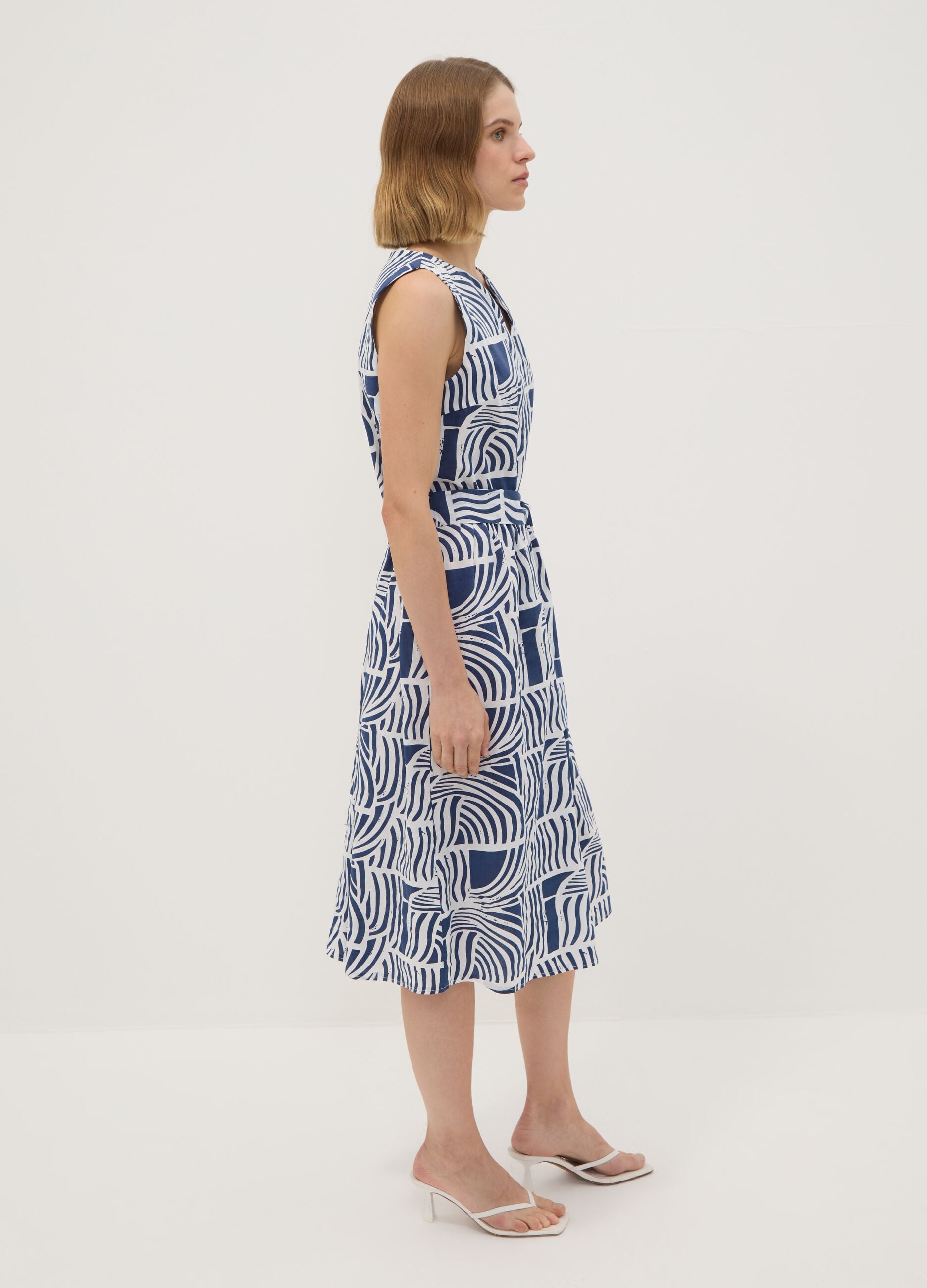 Blue pure cotton dress with print and matching belt, regular fit