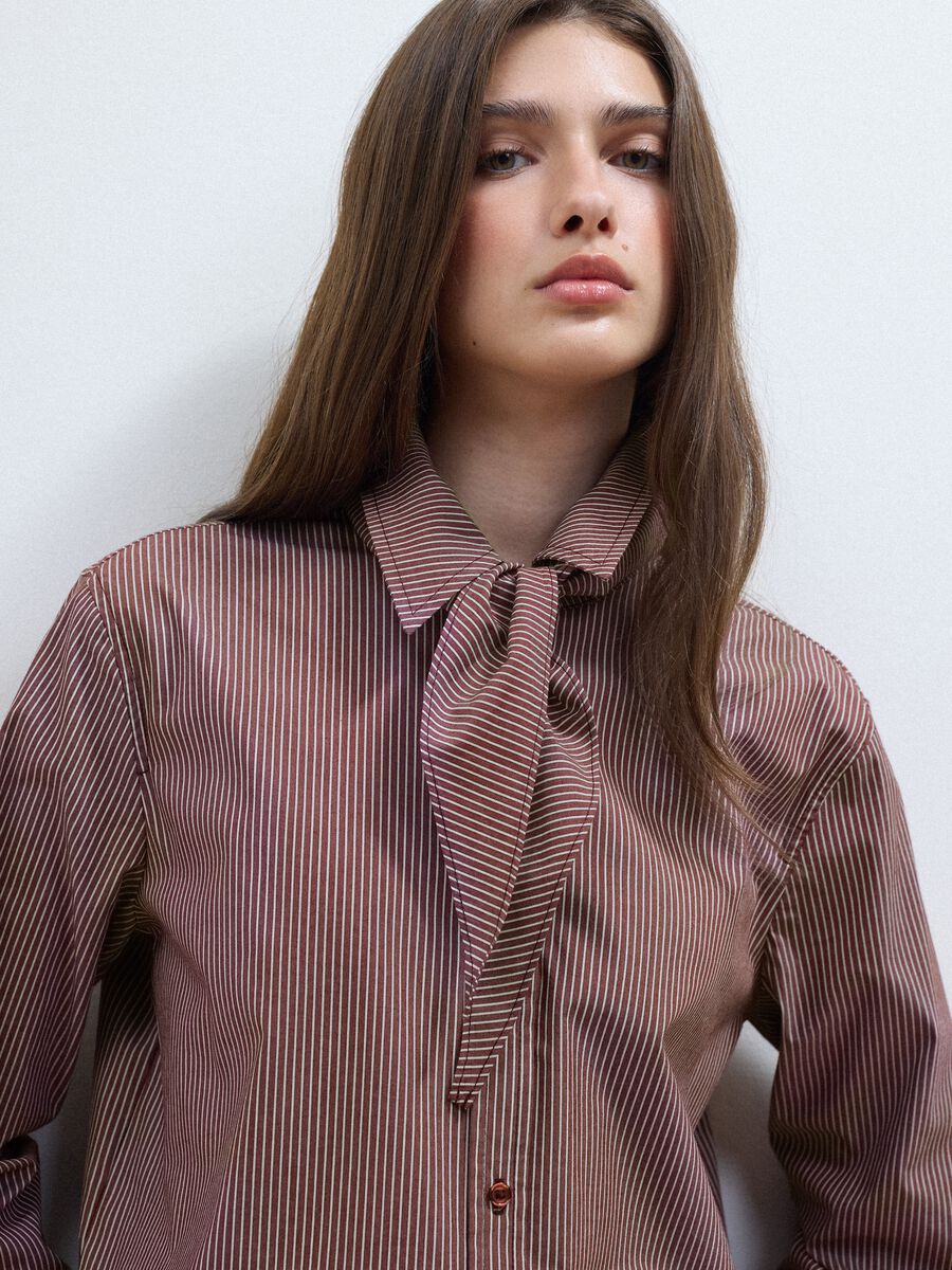 Multicolour stretch cotton shirt with scarf collar_0