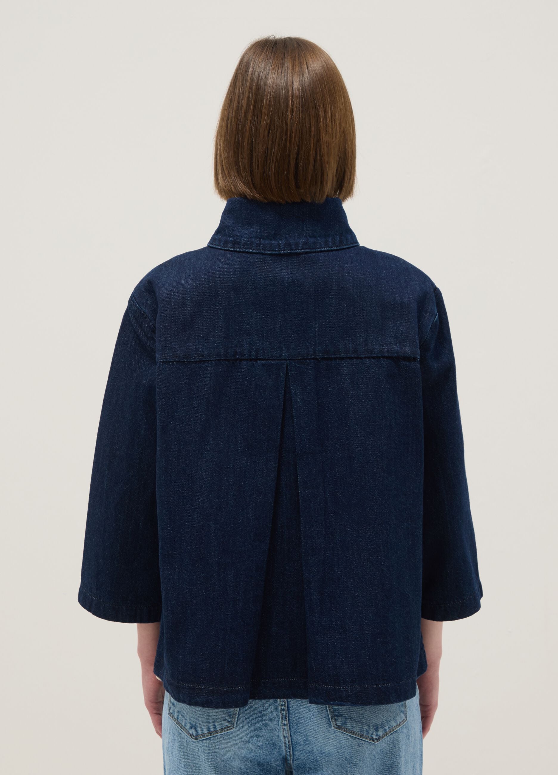 Regular fit blue denim cotton jacket with collar