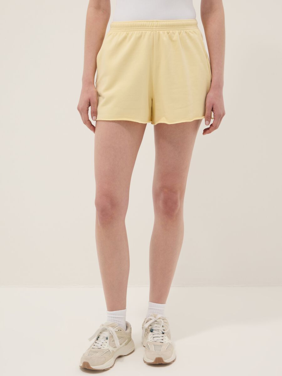 Yellow cotton-blend shorts with elasticated waist, regular fit_1