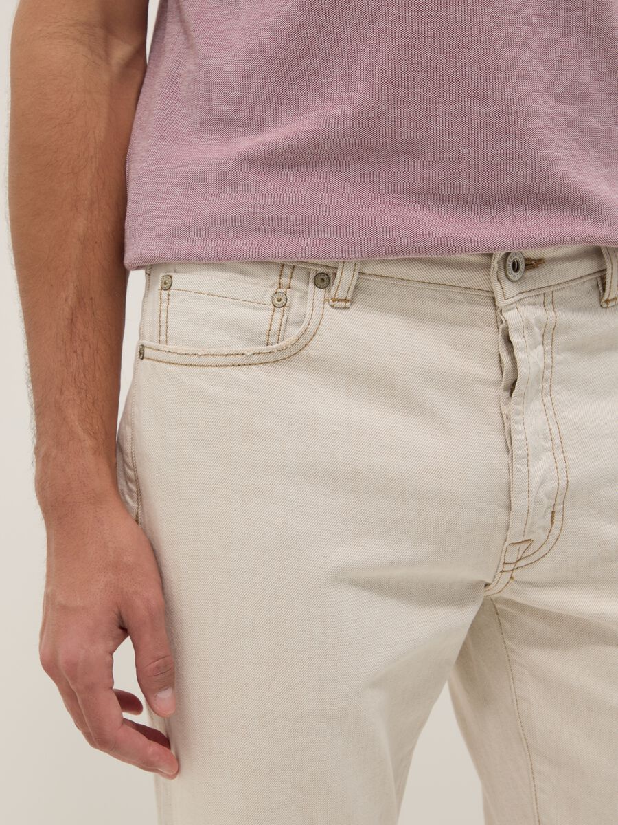 Beige denim jeans in pure cotton, relaxed fit_3