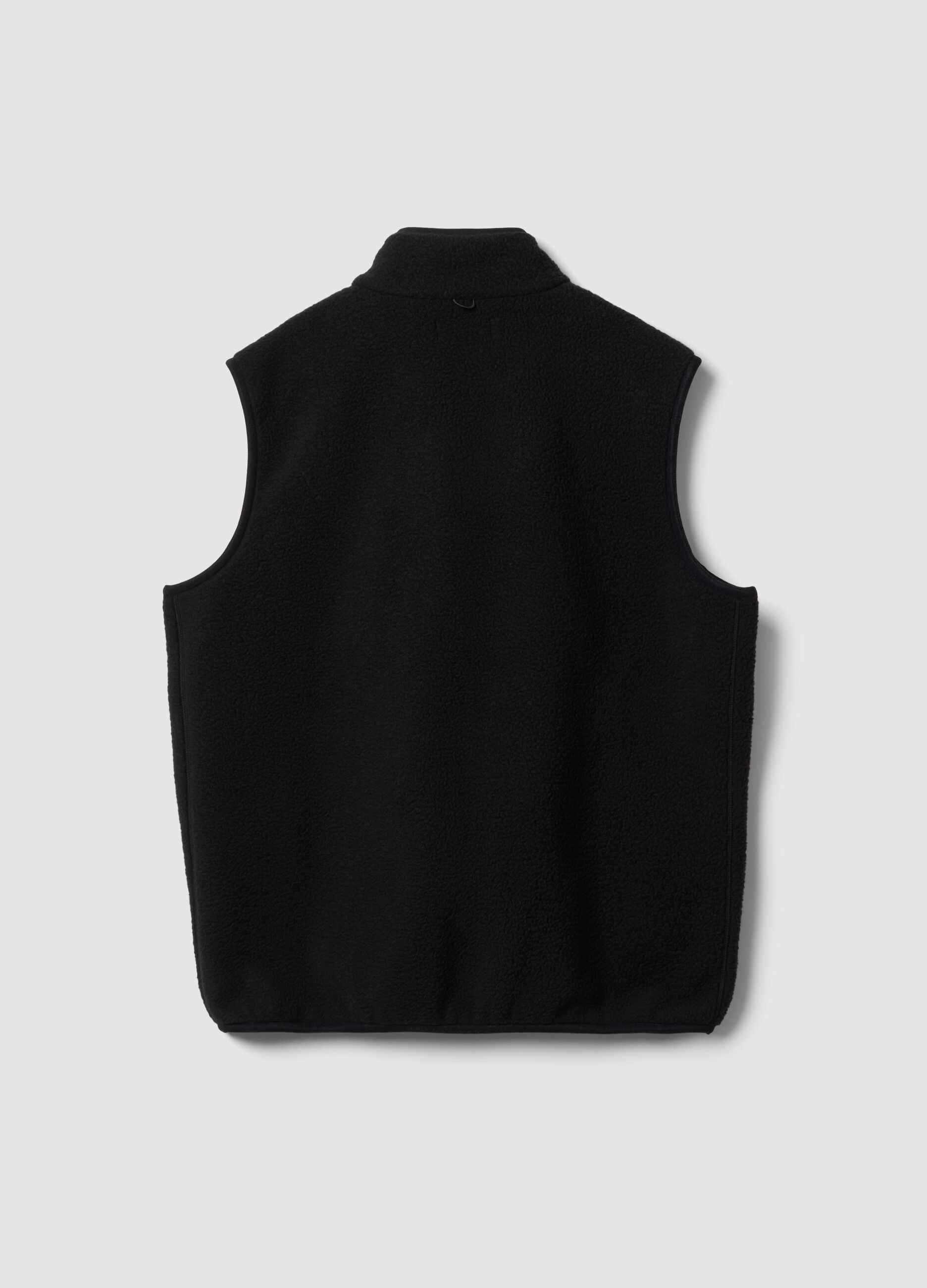 Black full-zip sweatshirt with collar, regular fit