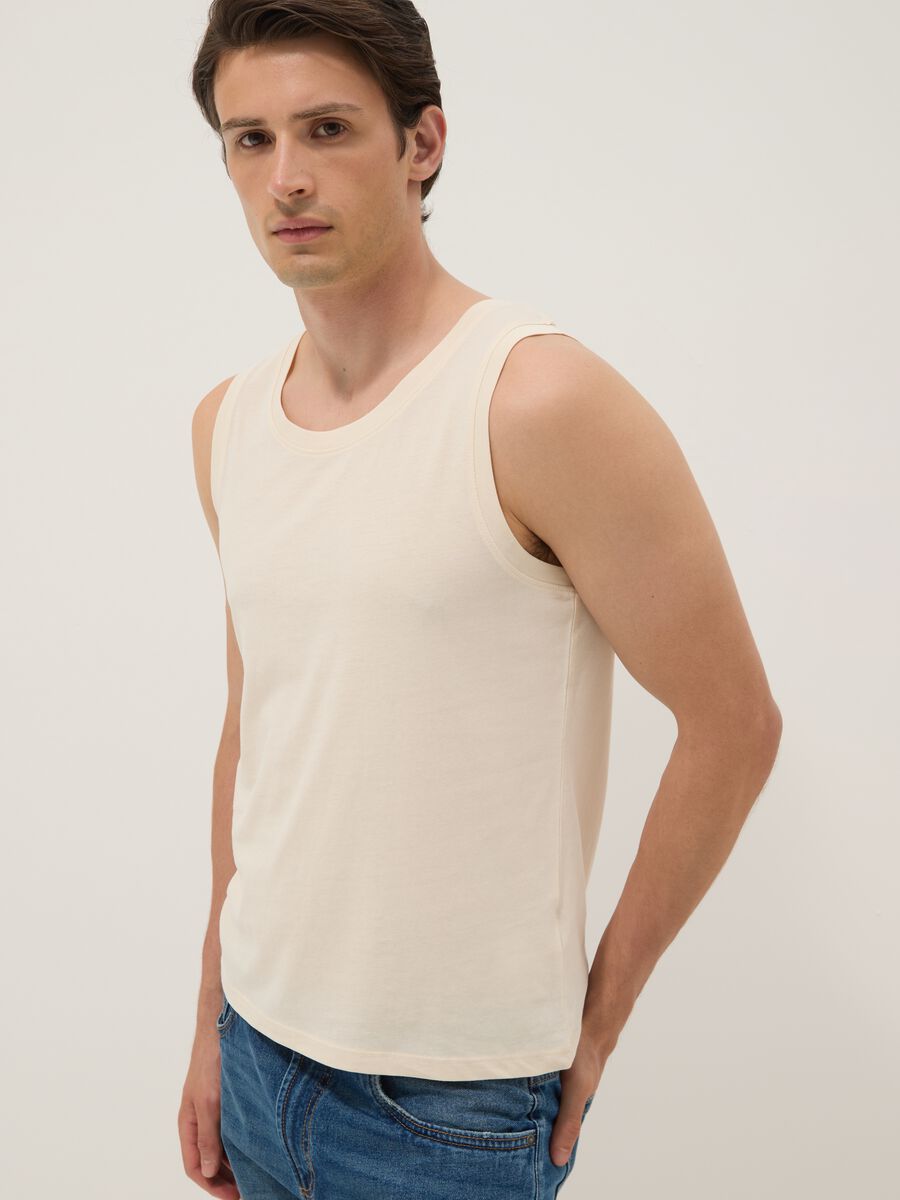 Beige crew neck vest in pure cotton, regular fit_1